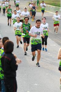 BIB: 2290, 606
                            <button type="button" onclick="openModal(3532337)" class="btn btn-primary btn-sm float-right btn-popup" data-toggle="modal" data-target=".modal-high-quality">
                        <i class="fas fa-shopping-cart"></i> Add to Cart
                    </button>
                                            <button type="button" onclick="isThisMe(3532337, true)" class="btn btn-success btn-sm float-right btn-popup btn-isme hidden" data-toggle="tooltip" data-placement="bottom" title="นี่คือรูปของคุณใช่ไหม คลิกที่นี่เพื่อเอาเข้าอัลบั้ม">
                        <i class="fas fa-plus"></i> Add to album
                    </button>
                    <button type="button" onclick="isThisMe(3532337, false)" class="btn btn-warning btn-sm float-right btn-popup btn-isnotme hidden">
                        <i class="fas fa-ban"></i> Remove from album
                    </button>